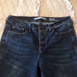 IT button fly jeans. Great condition, barely worn.